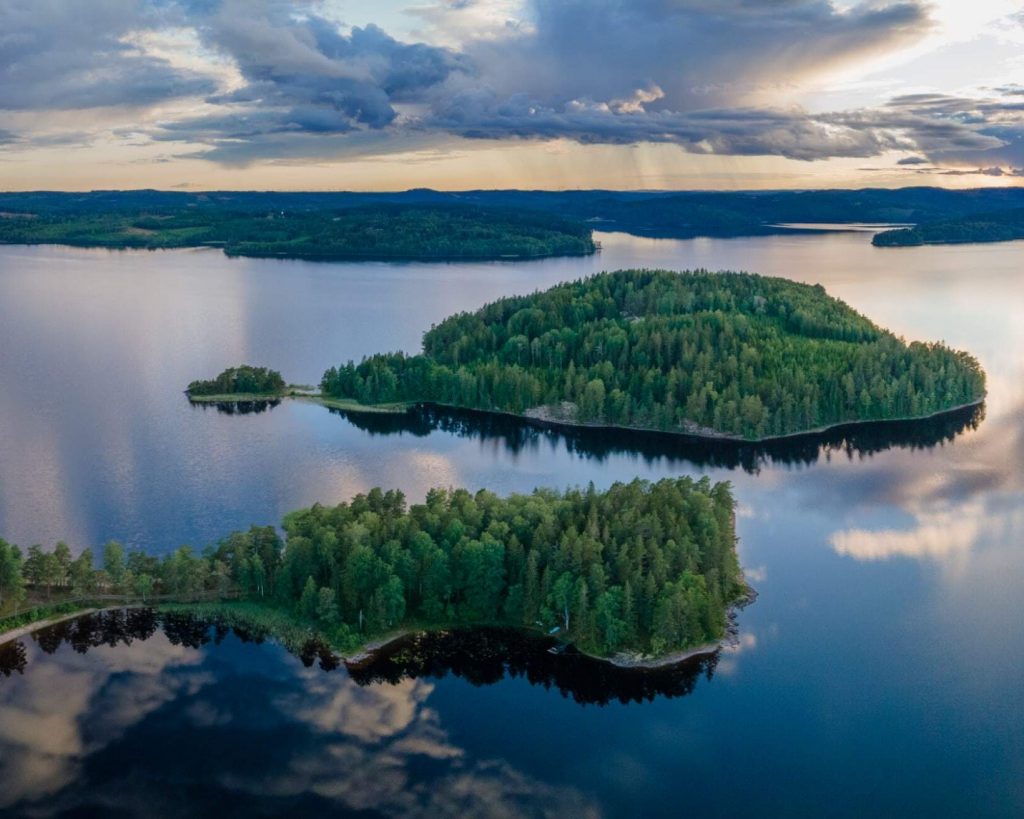 Semestra I Sveriges Natur. Vidga Dina Vyer | Momondo