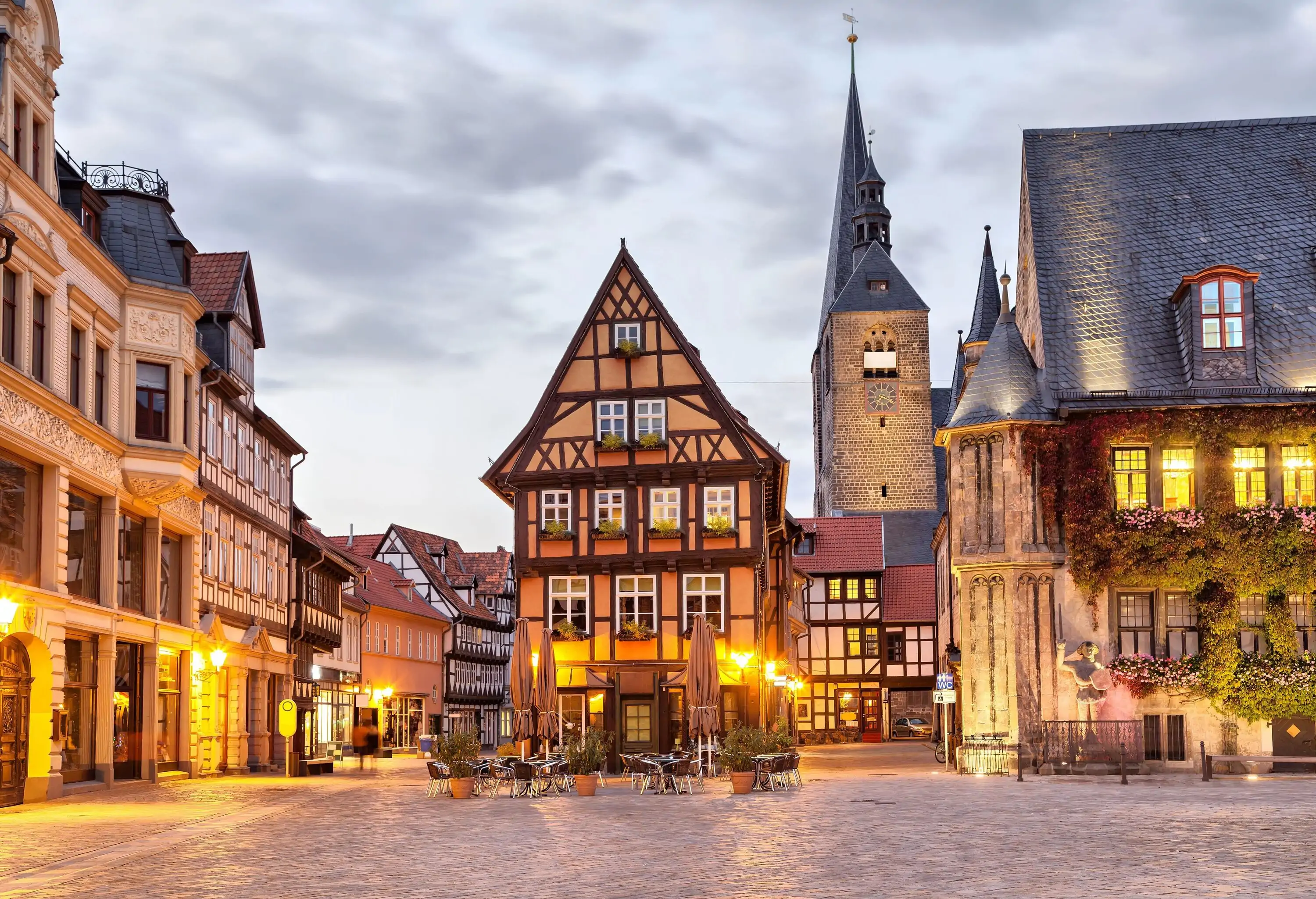 Half-timbered house on Market Square of Quedlinburg in the evening, Saxony-Anhalt, Germany