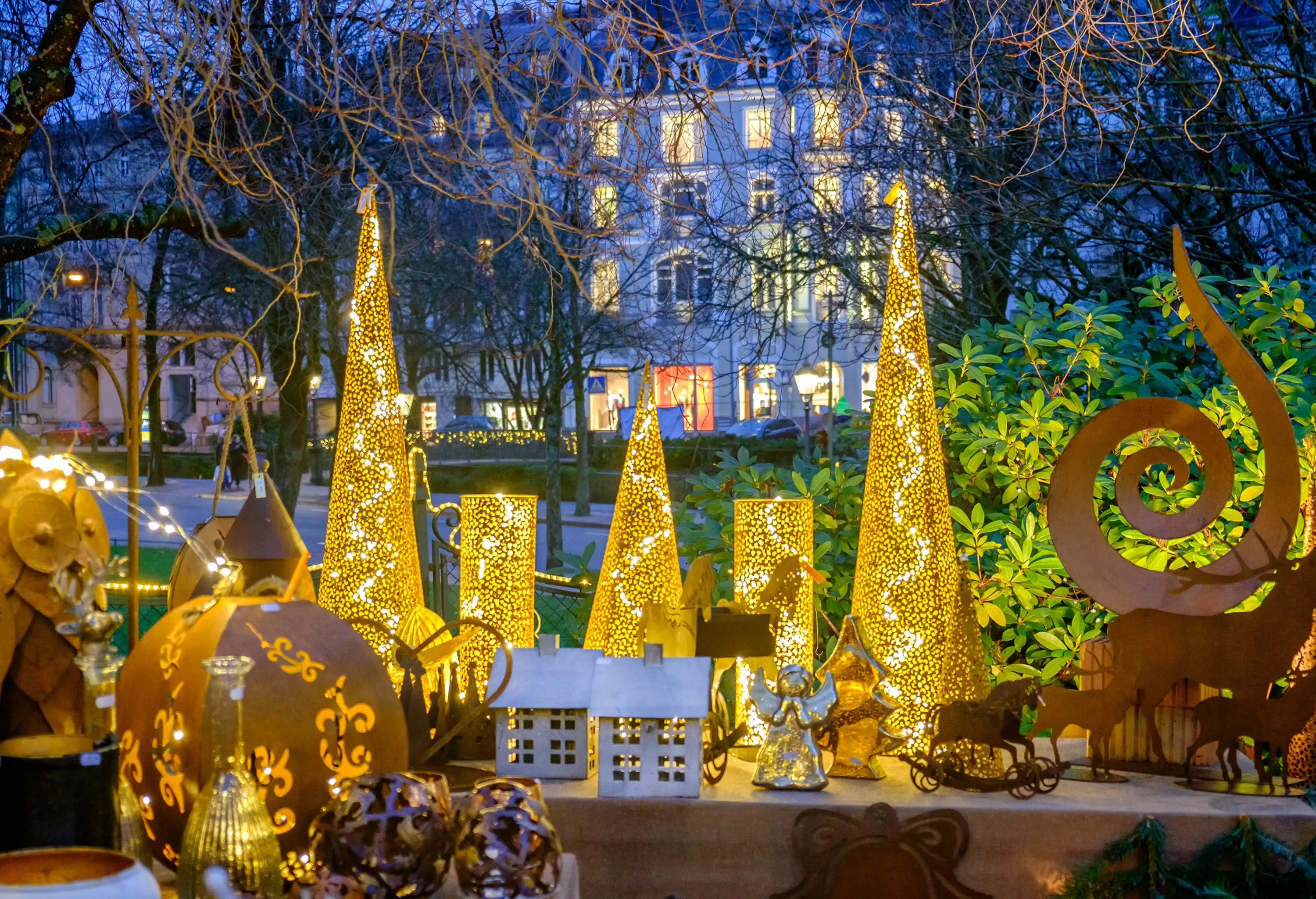 Baden-Baden, iron garden decorations at the Christmas market (Baden-Württemberg, Germany)