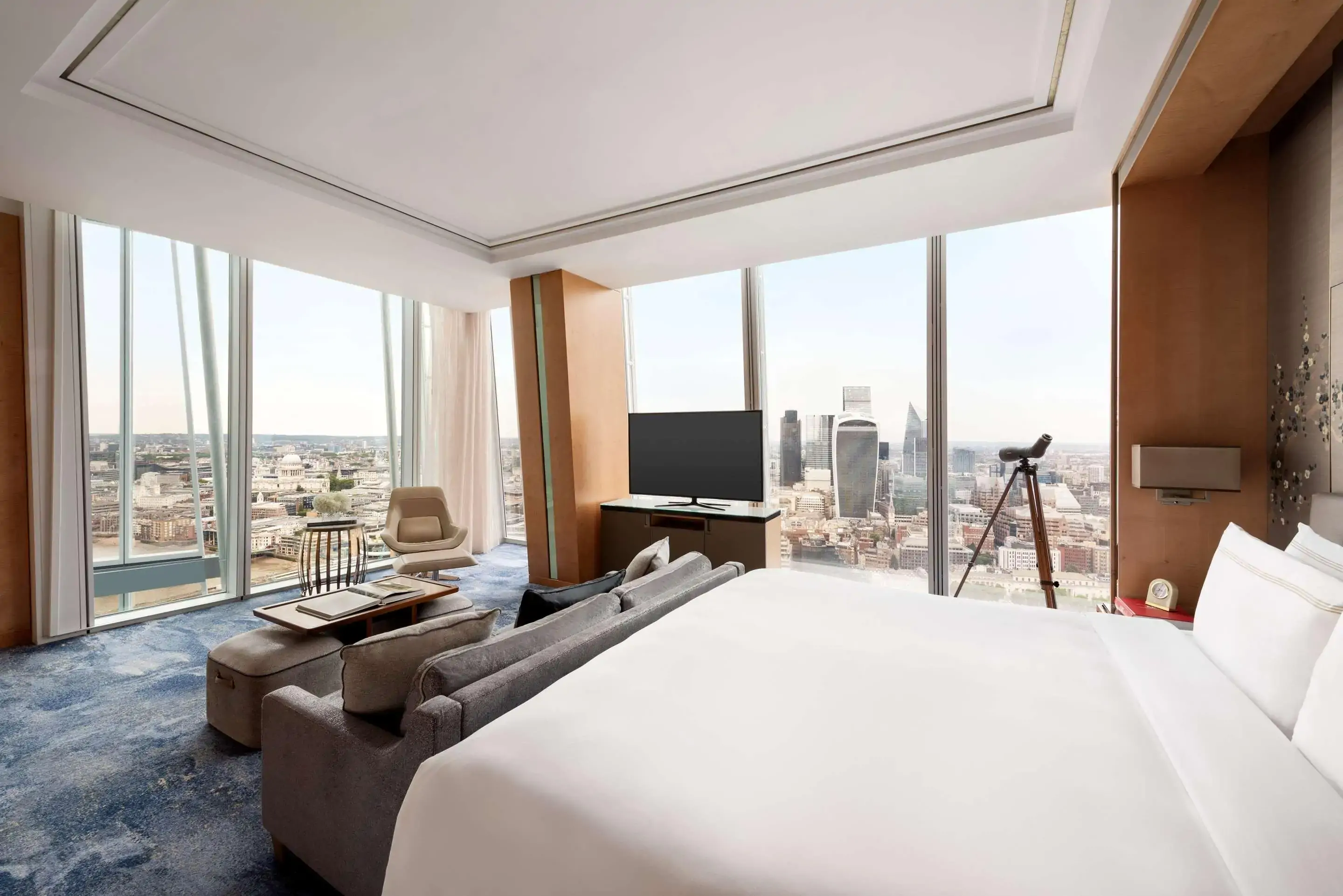 Modern hotel room with view over London